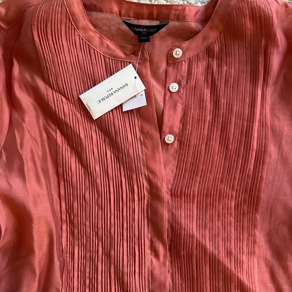 Banana Republic Button-Up Blouse - Picture 3 of 5